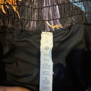 Lululemon shorts great condition